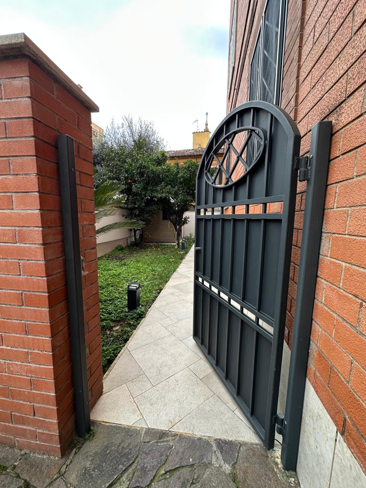 Il Nido Di Roma - Ospedale Gemelli & Garden Apartment Exterior photo
